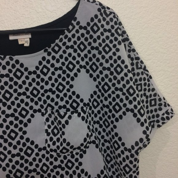 4/$25 🛍 Meadow Rue Anthropologie Boxy Layered Top - Picture 3 of 8